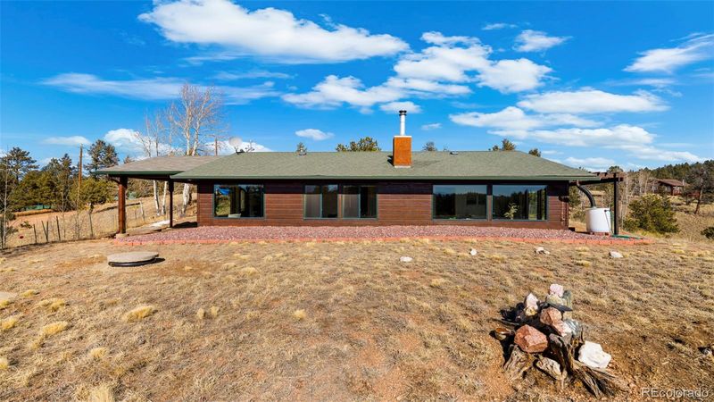 950 Southpark Rd, Florissant, CO 80816