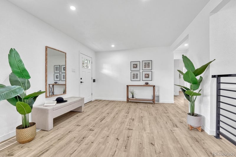 1420 S Ivy Way, Denver, CO 80224