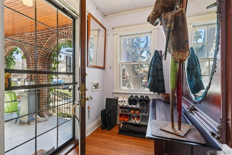 628 Harrison St, Denver, CO 80206