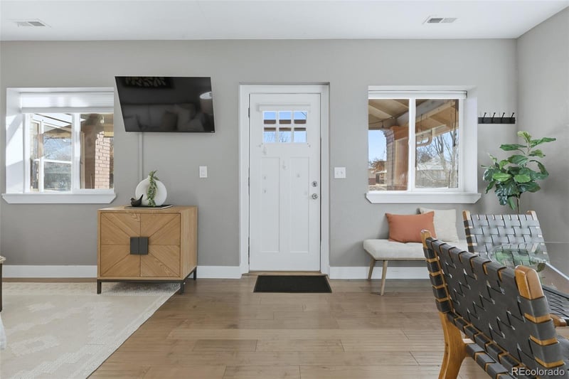 2737 N Elizabeth St, Denver, CO 80205