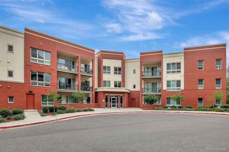 4885 S Monaco St #208, Denver, CO 80237