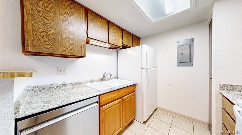 8555 Fairmount Dr #G105, Denver, CO 80247