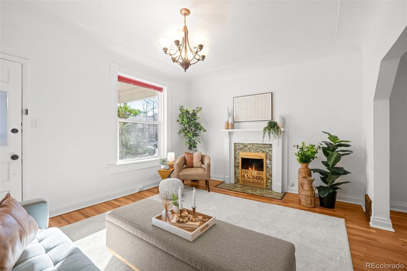 2755 N Lafayette St, Denver, CO 80205