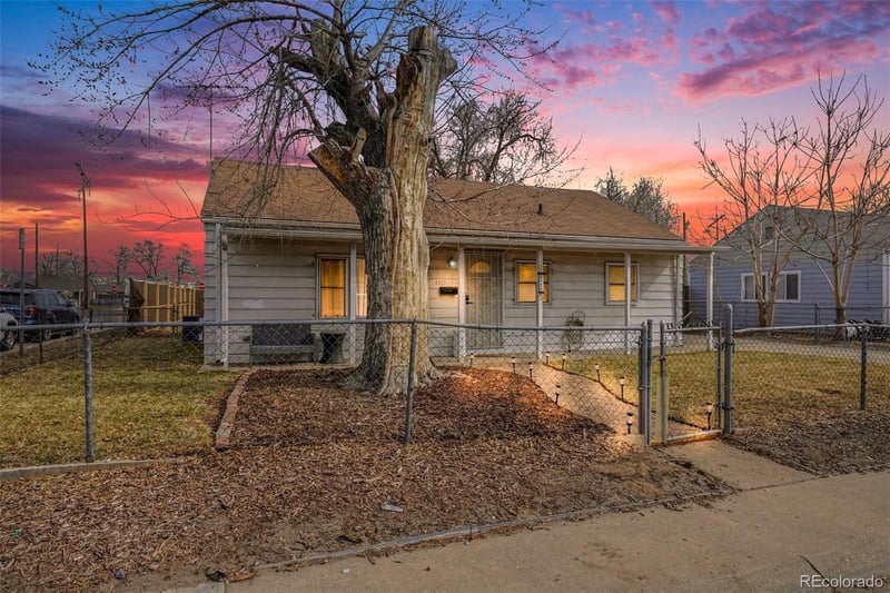 4974 Saint Paul St, Denver, CO 80216