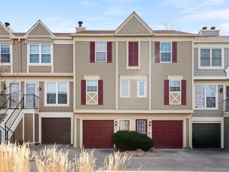 1811 S Quebec Way #241, Denver, CO 80231