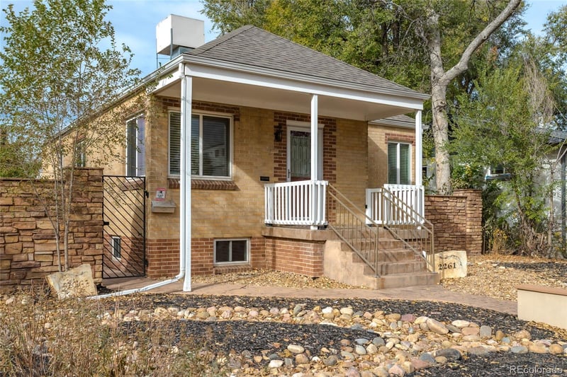 2261 S Lincoln St, Denver, CO 80210