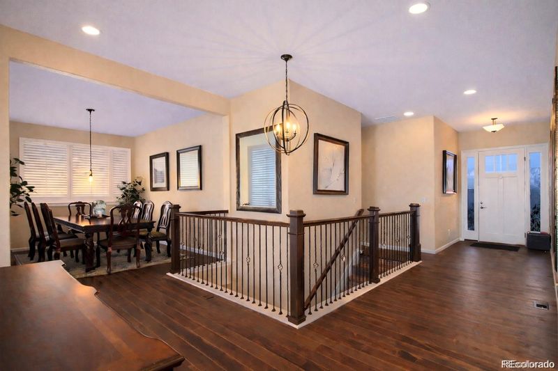 6450 S Riverwood Ct, Aurora, CO 80016
