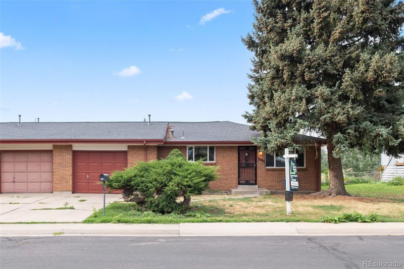 9022 W Washburn Pl, Lakewood, CO 80227
