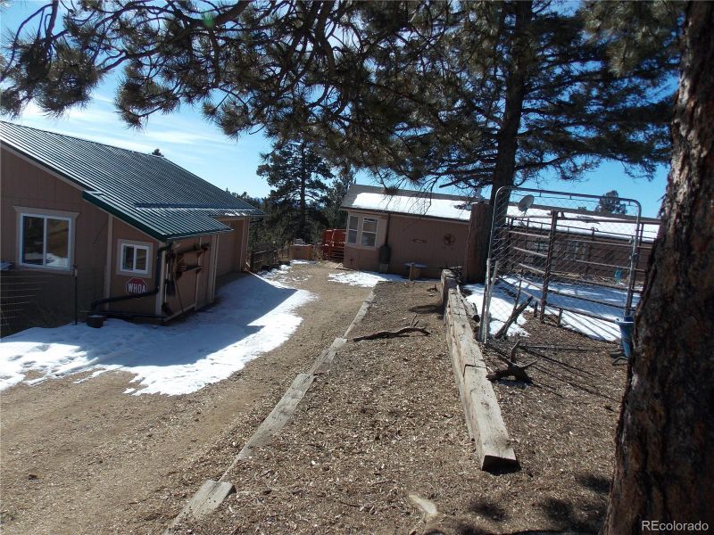 318 Elk Creek Dr, Divide, CO 80814