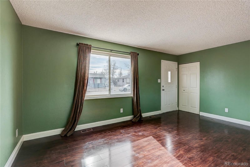 5557 Billings St, Denver, CO 80239