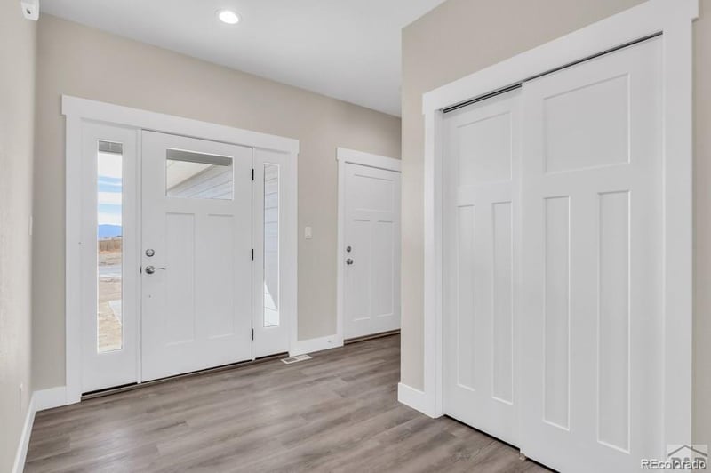 866 E Snyder Dr, Pueblo, CO 81007