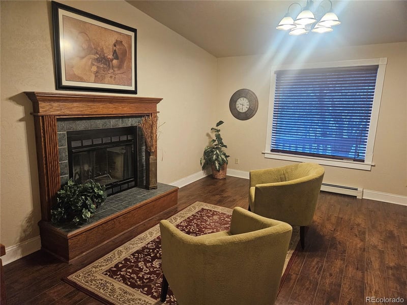 2011 N Greenwood St, Pueblo, CO 81003