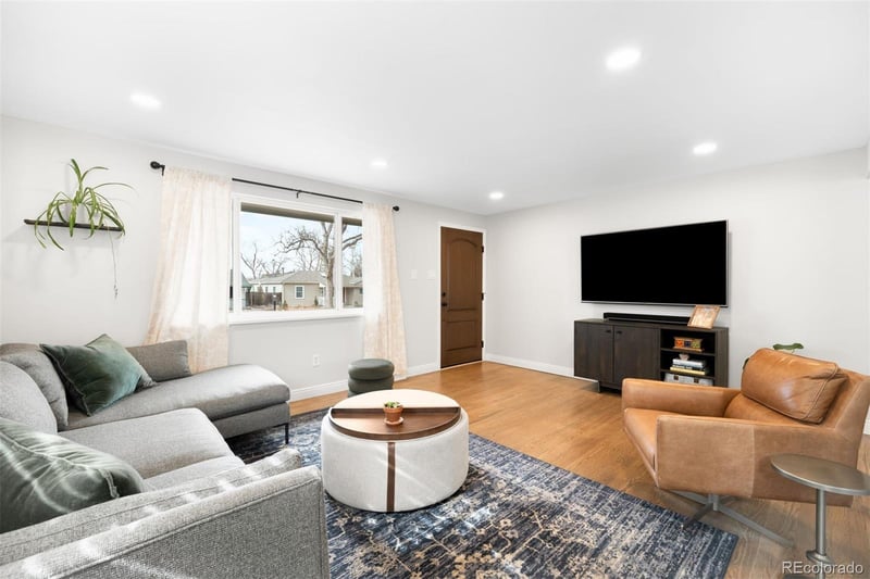 2654 S High St, Denver, CO 80210