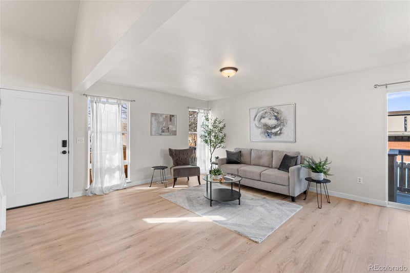 250 S Osceola St, Denver, CO 80219