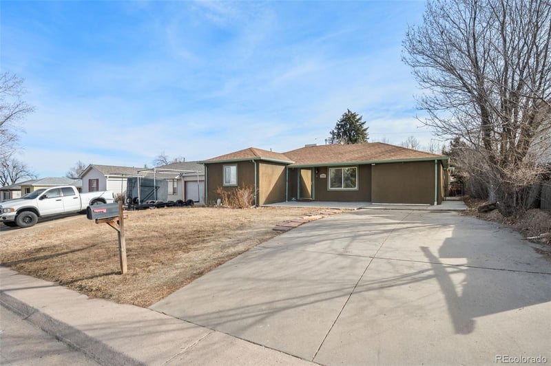 776 S Yates St, Denver, CO 80219