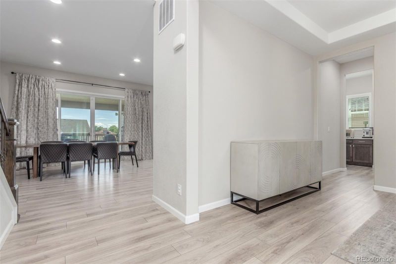 6560 S Addison Way, Aurora, CO 80016
