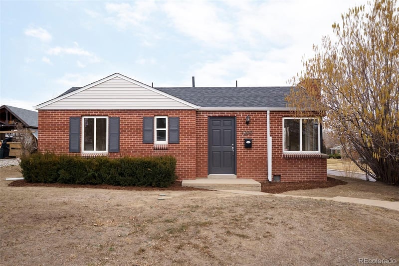 1200 Quebec St, Denver, CO 80220