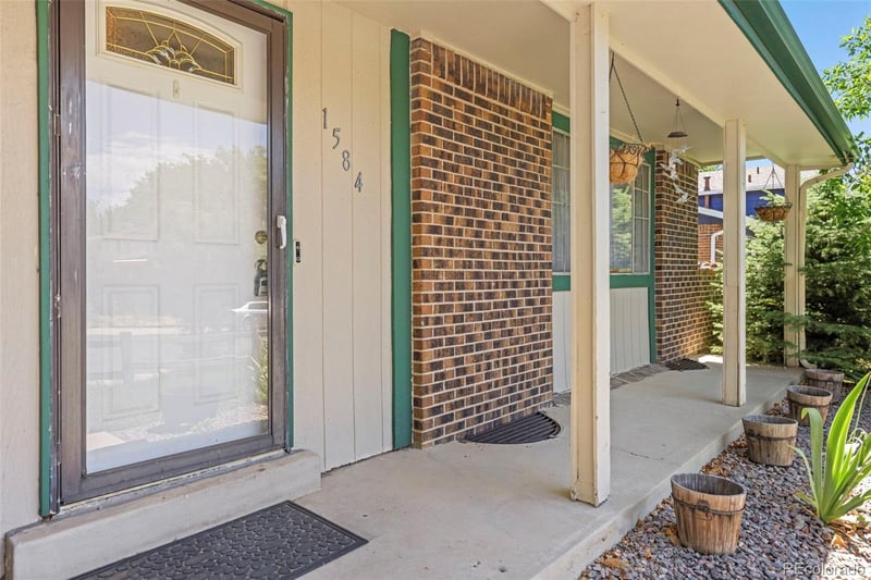 1584 S Fraser Way, Aurora, CO 80012