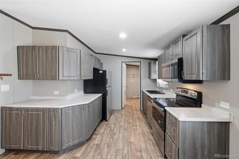1790 Eisenhower Way, Aurora, CO 80011