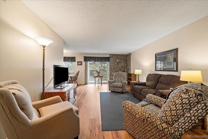 471 S Kalispell Way #101, Aurora, CO 80017