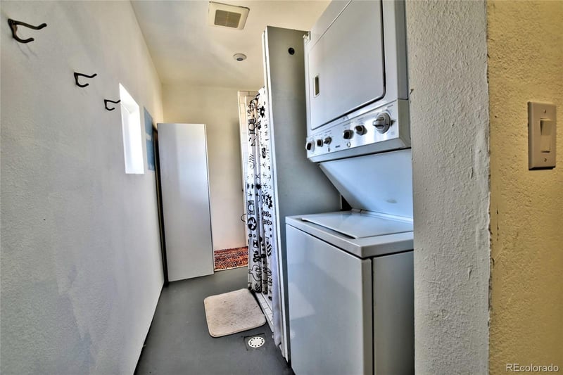 160 Rhyolite Dr, Como, CO 80432