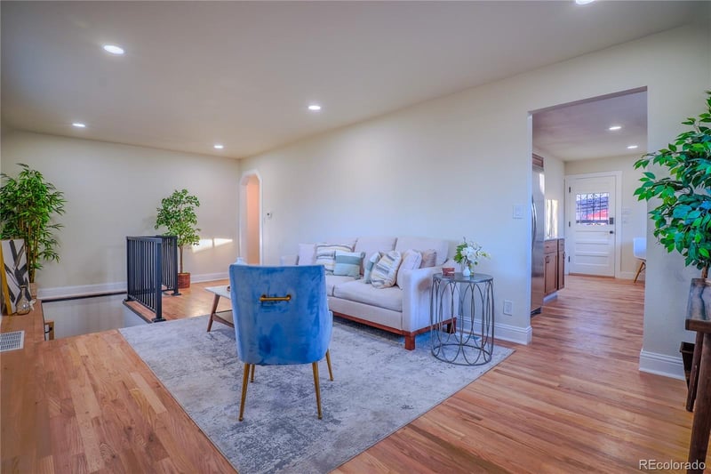 944 S Pecos Way, Denver, CO 80223