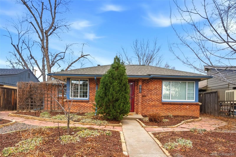 2960 Dahlia St, Denver, CO 80207