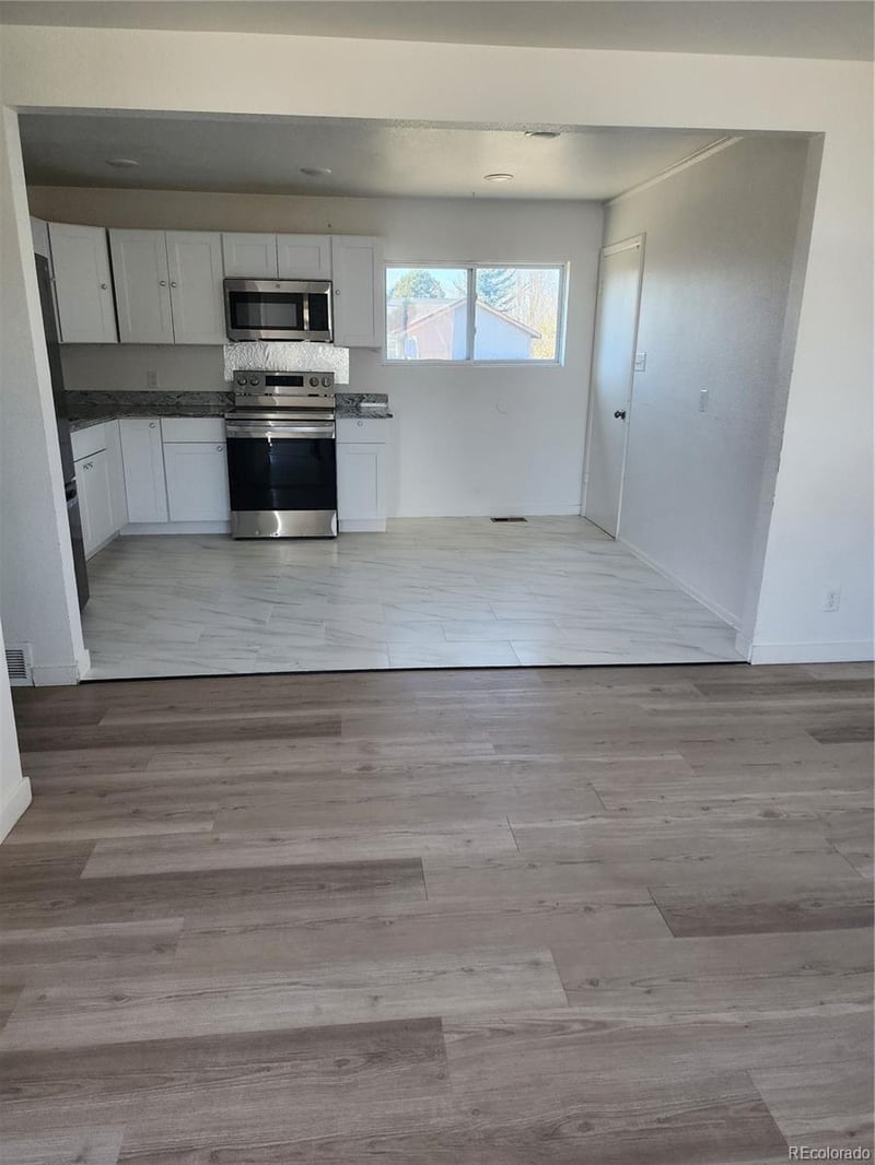 5491 Topeka Ct, Denver, CO 80239