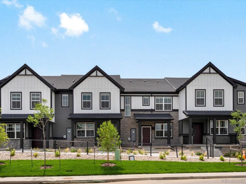 1616 Riverplace Dr #2, Windsor, CO 80550