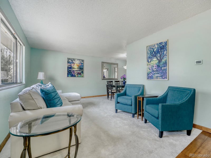 325 S Monaco Pw, Denver, CO 80224