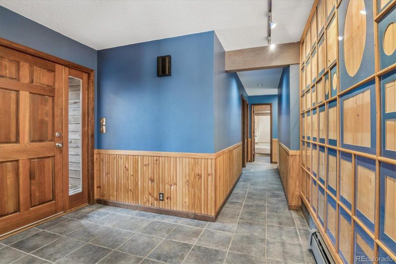 4880 Howell St, Golden, CO 80403