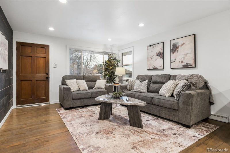 215 Beryl Way, Broomfield, CO 80020