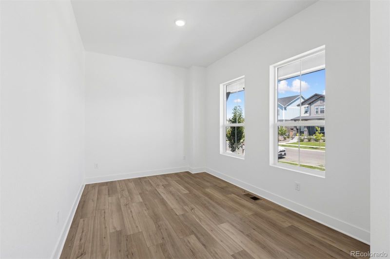 21234 E 62nd Ave, Aurora, CO 80019