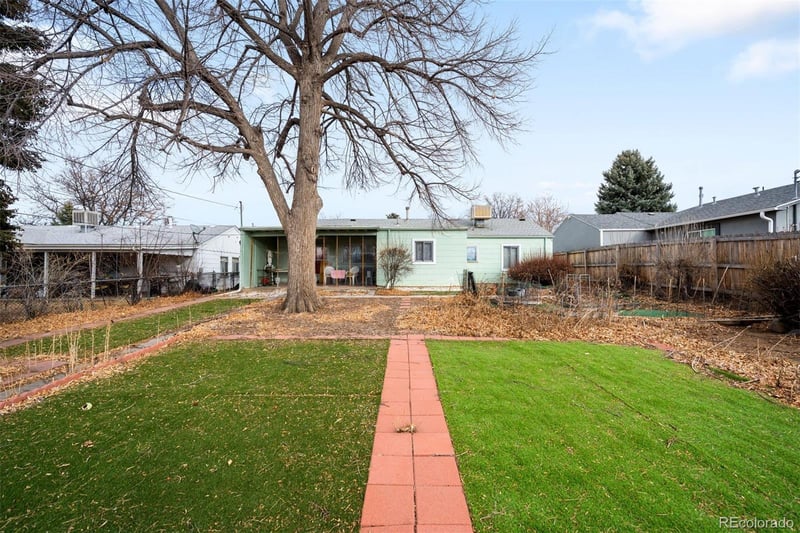 3013 S Cherry Way, Denver, CO 80222