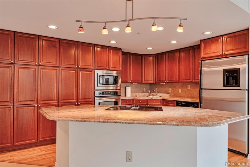 8100 E Union Ave #513, Denver, CO 80237
