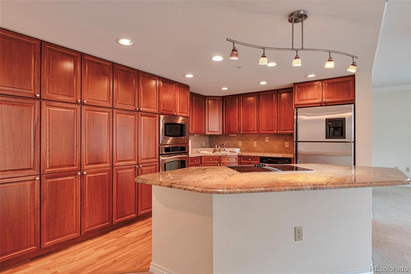 8100 E Union Ave #513, Denver, CO 80237