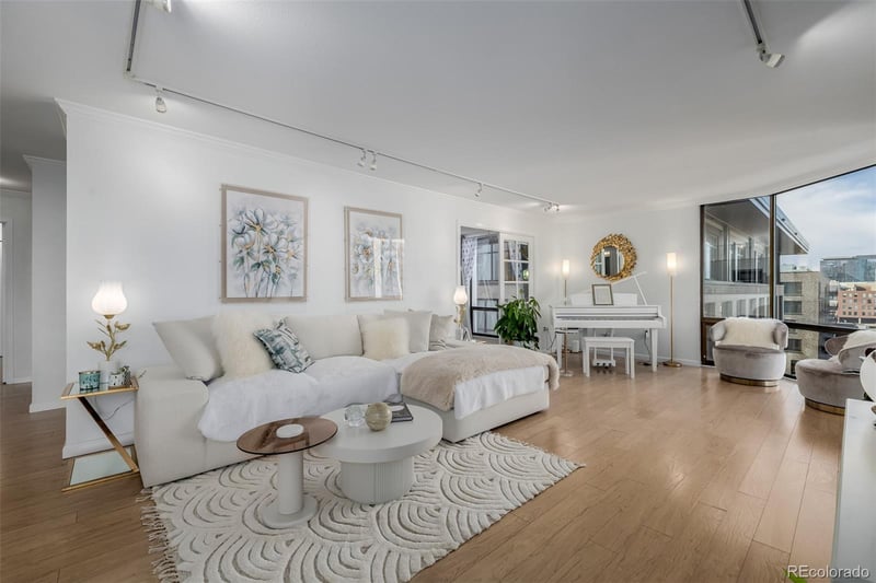 1625 Larimer St #1207, Denver, CO 80202
