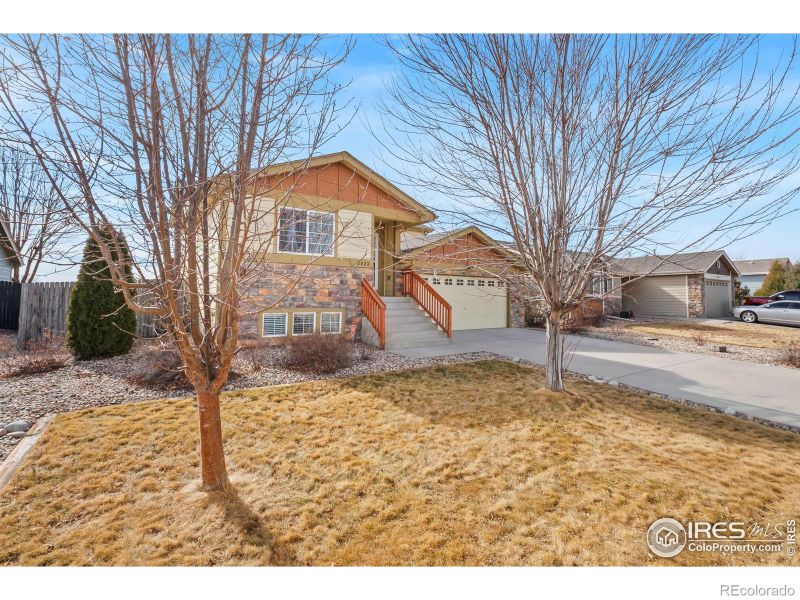 2022 Virgo Cir, Loveland, CO 80537