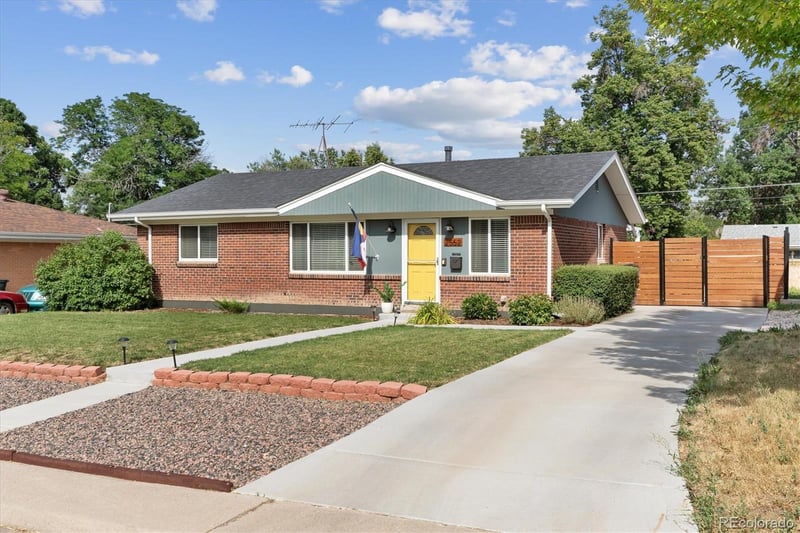 2562 S Quitman St, Denver, CO 80219