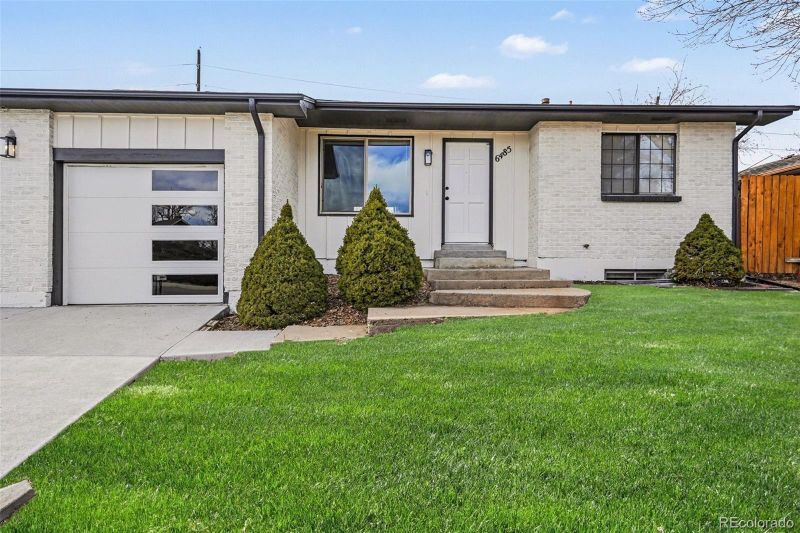 6483 Newcombe Ct, Arvada, CO 80004