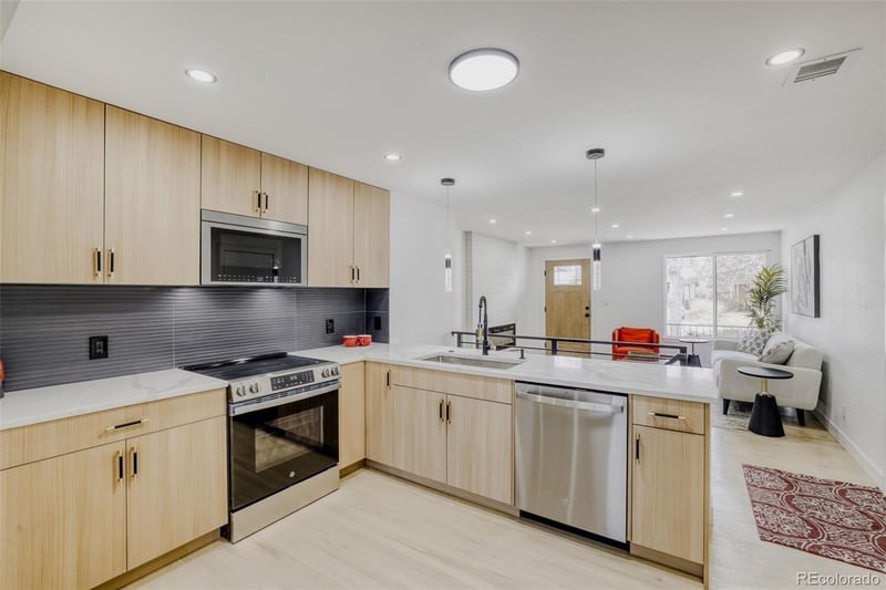 1302 S Magnolia Way, Denver, CO 80224