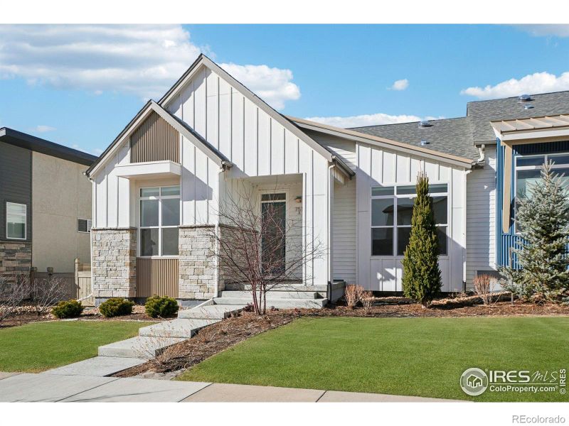 751 W Grange Ct #A, Longmont, CO 80503