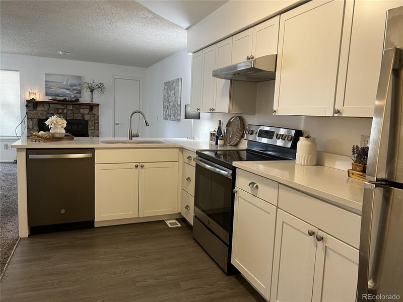 922 S Dearborn Way #5, Aurora, CO 80012