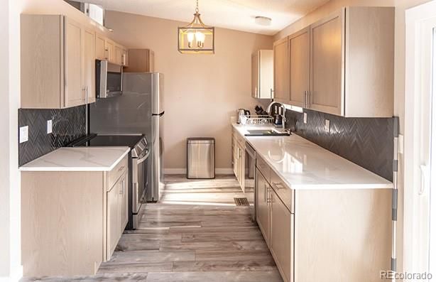 3564 S Pitkin Cir, Aurora, CO 80013
