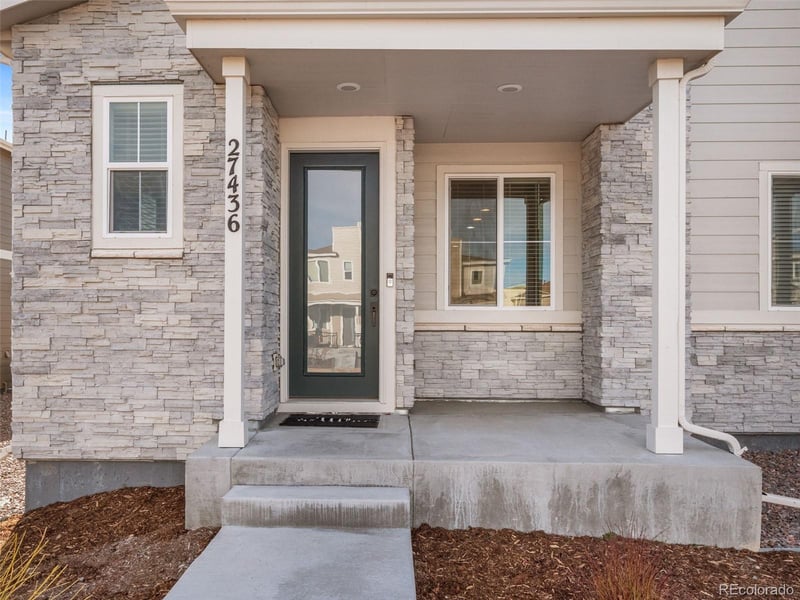 27436 E Archer Ave, Aurora, CO 80018
