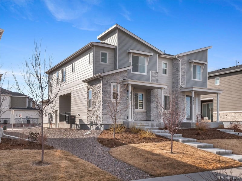 27436 E Archer Ave, Aurora, CO 80018
