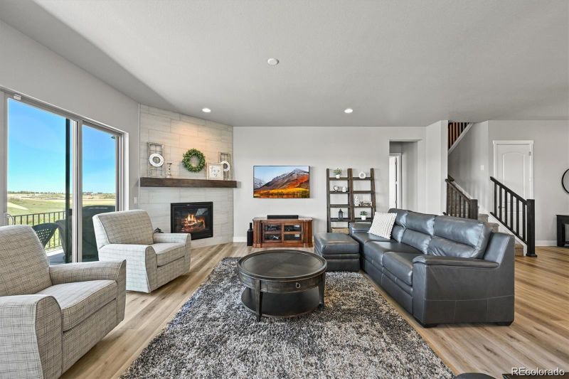 3293 Offbeaten Pl, Castle Rock, CO 80108