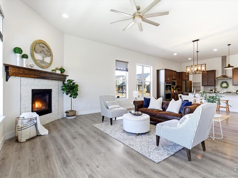 317 Canyonlands St, Berthoud, CO 80513