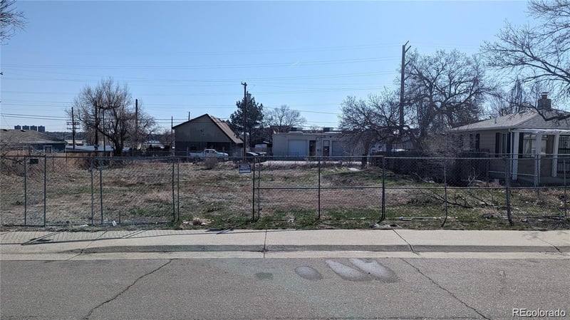 1208 S Mariposa St, Denver, CO 80223