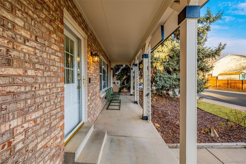 6953 S Dahlia St, Centennial, CO 80122